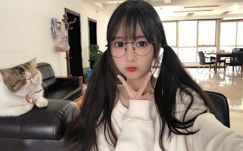 瓜妹代吃视频,揭秘网红美食背后的真实味道