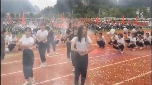 上海集体吃瓜事件视频,一场引发热议的社区现象揭秘