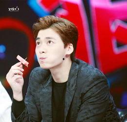 李易峰打碟吃瓜视频,揭秘明星幕后生活