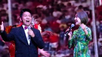 男女合唱吃瓜视频,男女合唱版“吃瓜”视频，带你领略音乐与幽默的完美融合