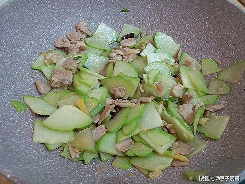 吃瓜对化痰有帮助吗视频,揭秘日常小零食的神奇功效