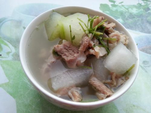 羊肉炖八月瓜可以吃吗视频,营养滋补的秋季美食分享