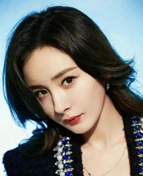 吃大瓜女明星视频大全,揭秘那些吃大瓜女明星的精彩瞬间