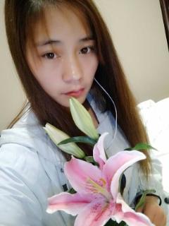 女生直播回放吃瓜视频,女生吃瓜视频背后的故事