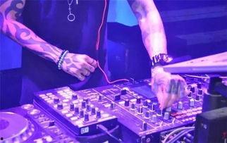 重庆夜场女dj吃瓜视频,揭秘夜生活幕后真相