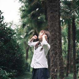 吃瓜清纯女生视频,瓜田李下，清纯不再？