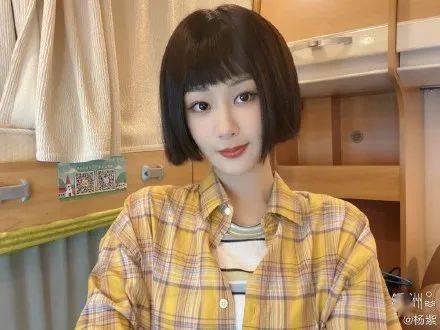 明星吃别人瓜视频,揭秘娱乐圈幕后“吃瓜”瞬间