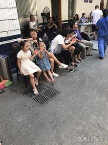 吃瓜群众被感动视频播放,吃瓜群众泪目，视频播放引发共鸣