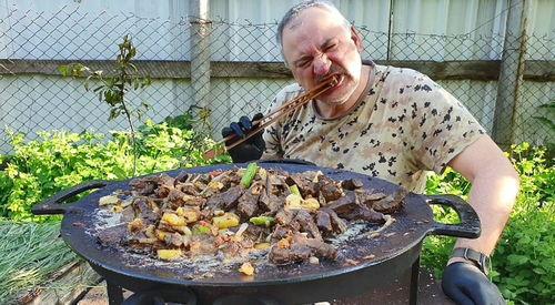 俄罗斯下楼法吃瓜视频,揭秘神秘视频背后的趣味与智慧