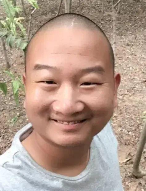 小阿giao吃瓜视频,揭秘娱乐圈幕后真相