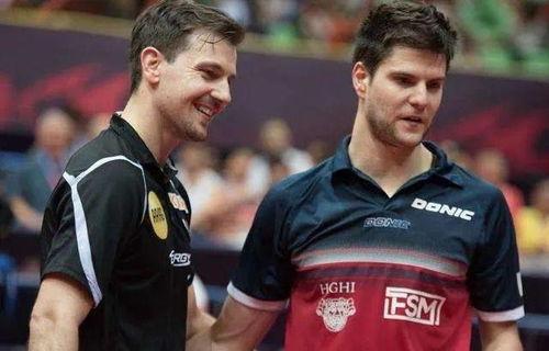 国家乒乓球队员吃瓜视频,展现运动场外的轻松时刻