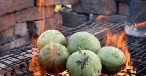 印度吃瓜蘸辣椒视频,辣味与清凉的完美邂逅