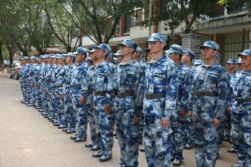 山东潍坊军训吃瓜视频