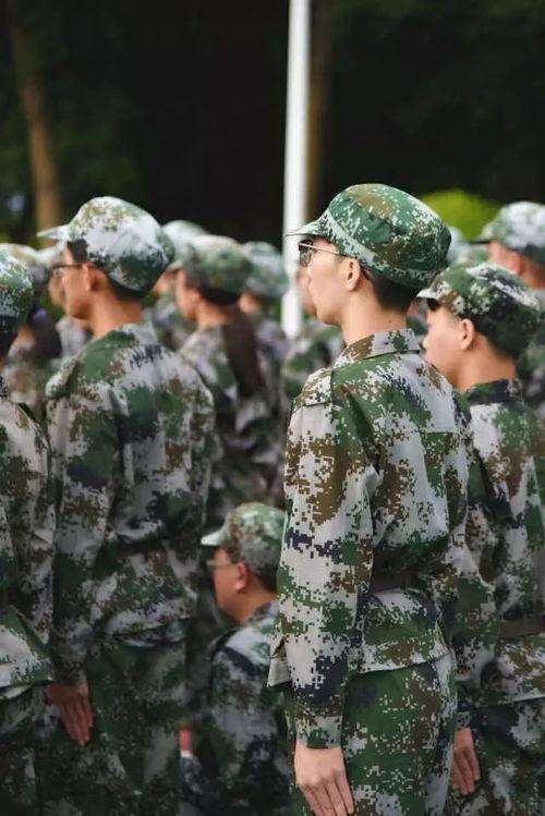 山东潍坊军训吃瓜视频