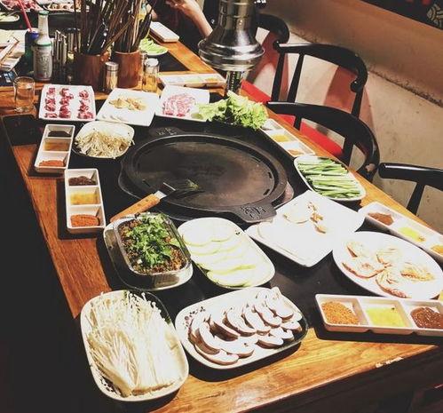 抖音吃瓜八大碗视频是真的吗,抖音“吃瓜八大碗”视频真实性揭秘