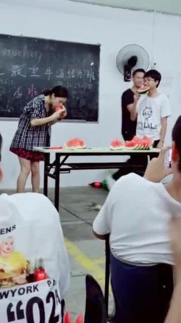 遂昌女老师吃瓜事件视频